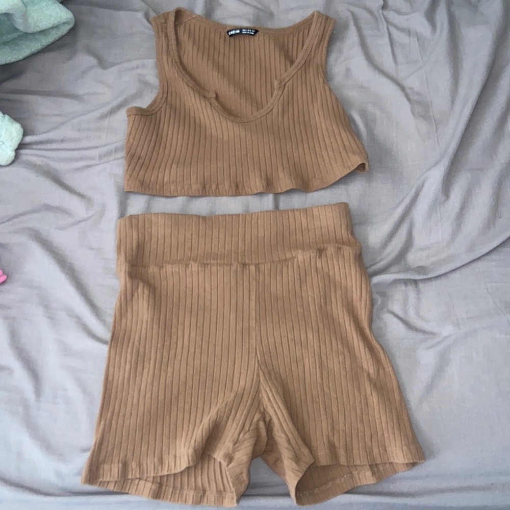 2 piece lounge set